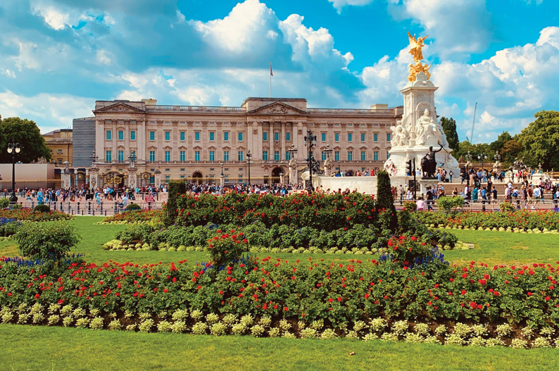 Buckingham Palace & Afternoon Tea
